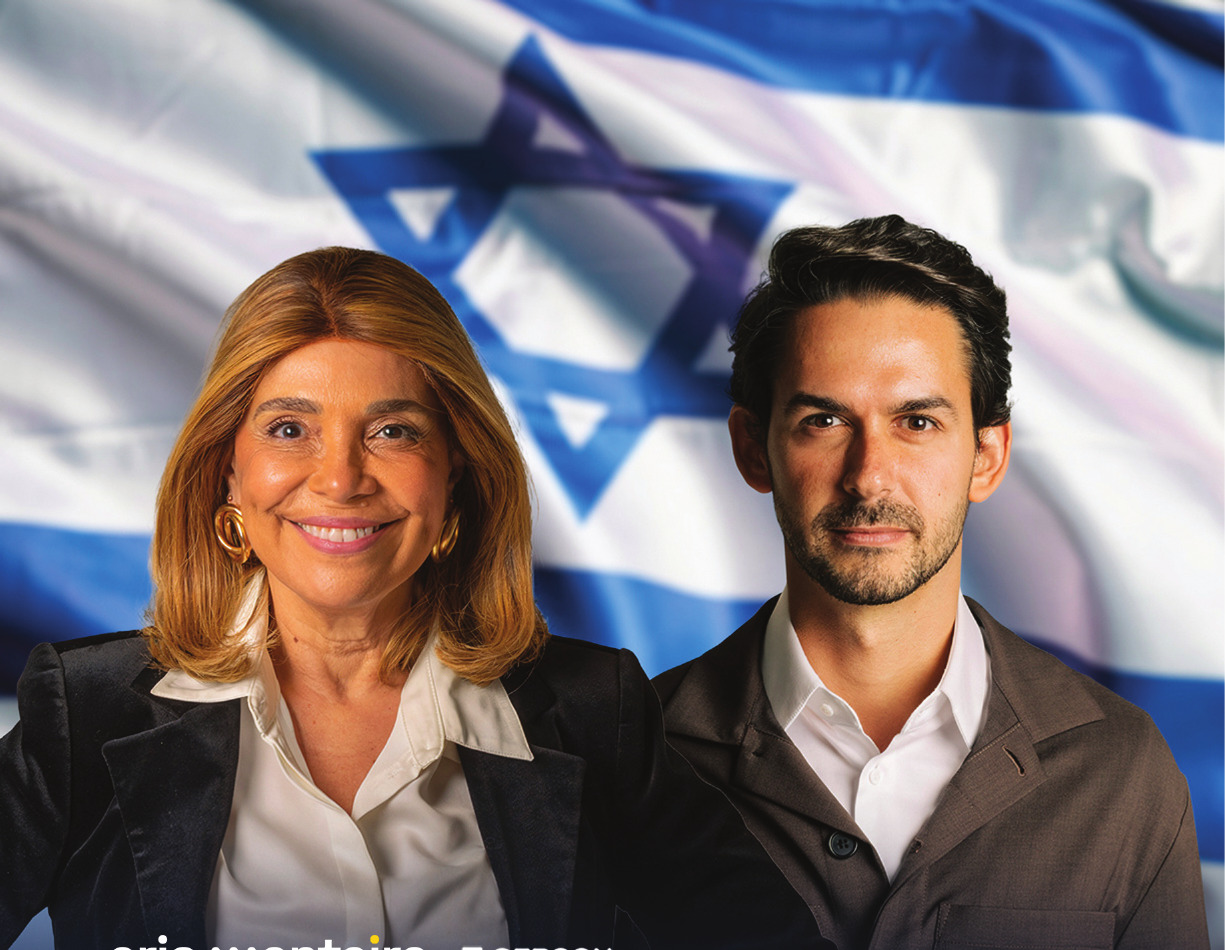 Cris Monteiro e Gerson Pires diante da bandeira de Israel